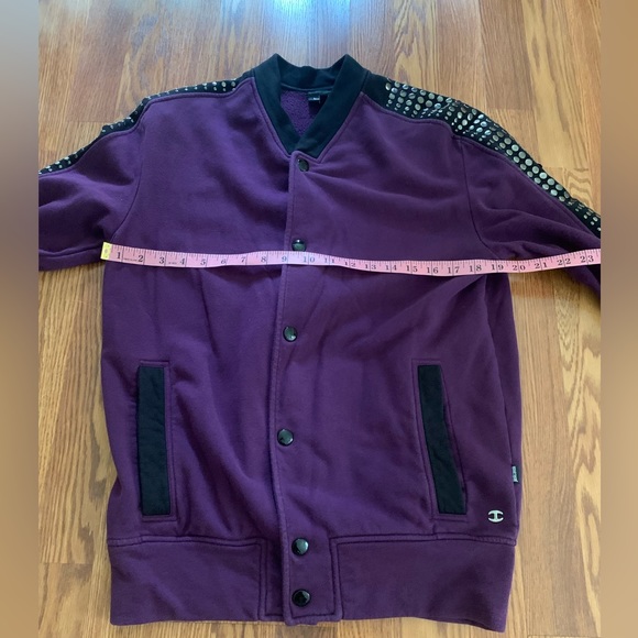 JUST CAVALLI Men's Cardigan jacket with embellished sleeves. Size Medium. - Picture 9 of 10